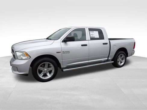 Used 2017 RAM 1500 Express image 4
