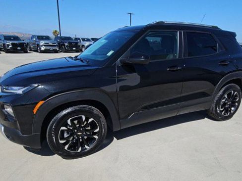 Used 2023 Chevrolet TrailBlazer LT FWD image 4