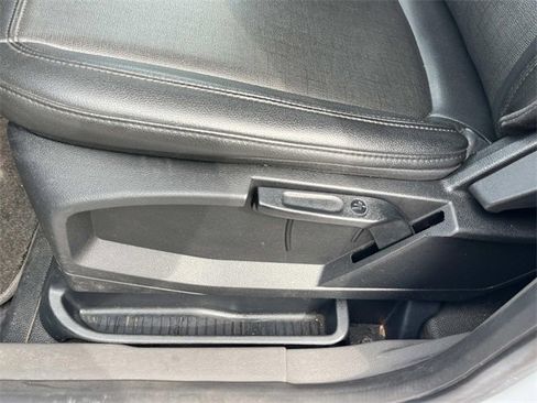 Used 2020 Ford Transit Connect XL image 25