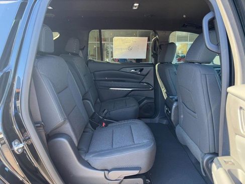 New 2026 Chevrolet Traverse LT w/ Driver Confidence Package image 32