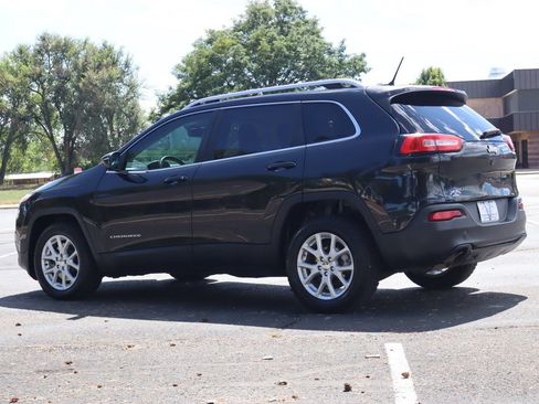Used 2015 Jeep Cherokee Latitude w/ Comfort/Convenience Group FWD image 7