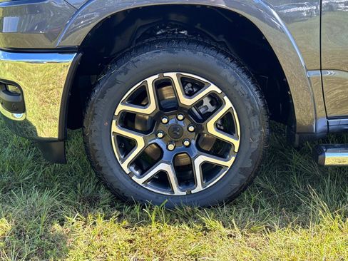 New 2026 RAM 1500 Laramie w/ Bed Utility Group AWD/4WD image 10
