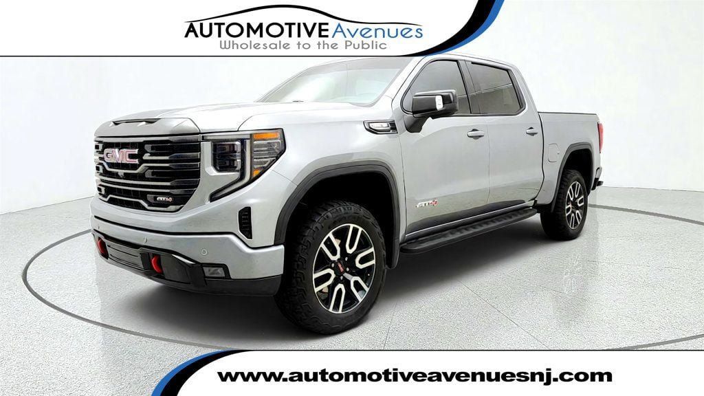 Used 2024 GMC Sierra 1500 AT4 w/ Technology Package AWD/4WD image 1