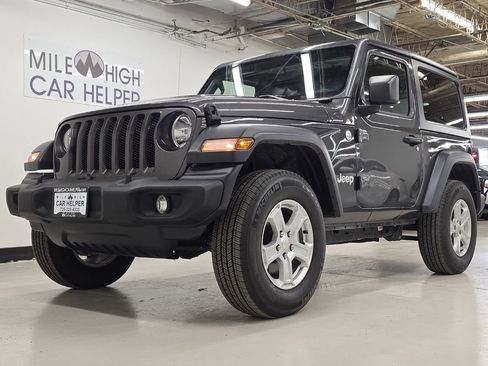 Used 2020 Jeep Wrangler Sport image 29