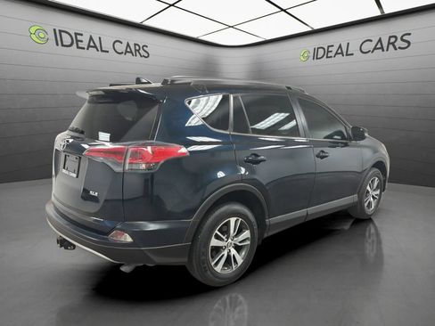 Used 2018 Toyota RAV4 XLE w/ Plus Extra Value Package FWD image 5