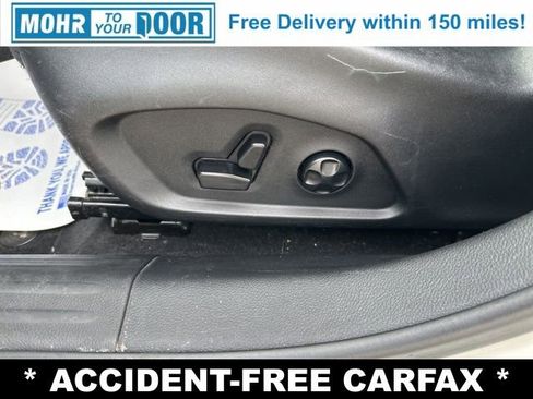 Used 2018 Jeep Compass Latitude w/ Popular Equipment Group image 11