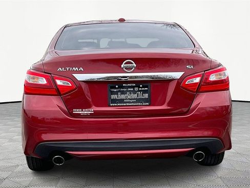 Used 2016 Nissan Altima 2.5 SL w/ Moonroof Package image 4