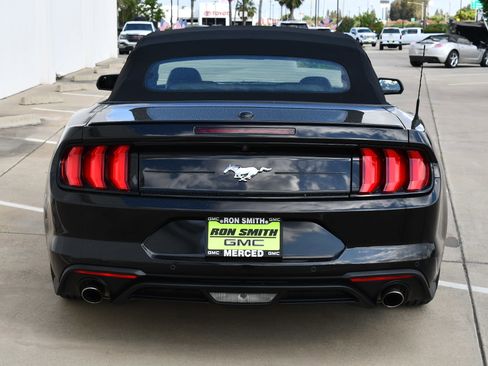 Used 2023 Ford Mustang Premium RWD image 7
