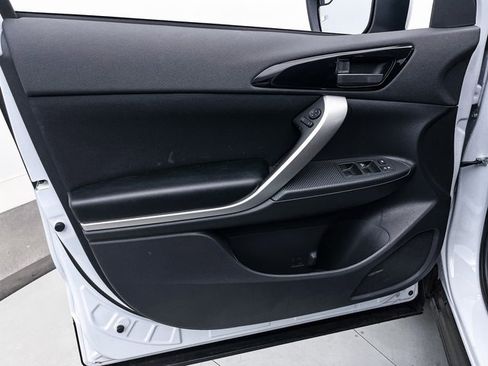 New 2025 Mitsubishi Eclipse Cross ES image 12