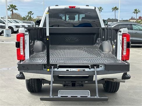 New 2025 Ford F250 Lariat w/ Lariat Ultimate Package image 19