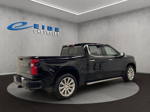 Used 2019 Chevrolet Silverado 1500 High Country image 3