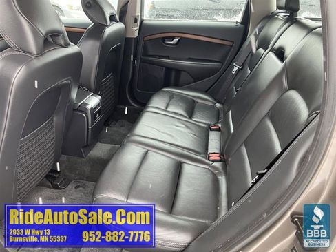 Used 2011 Volvo XC70 3.2 image 12