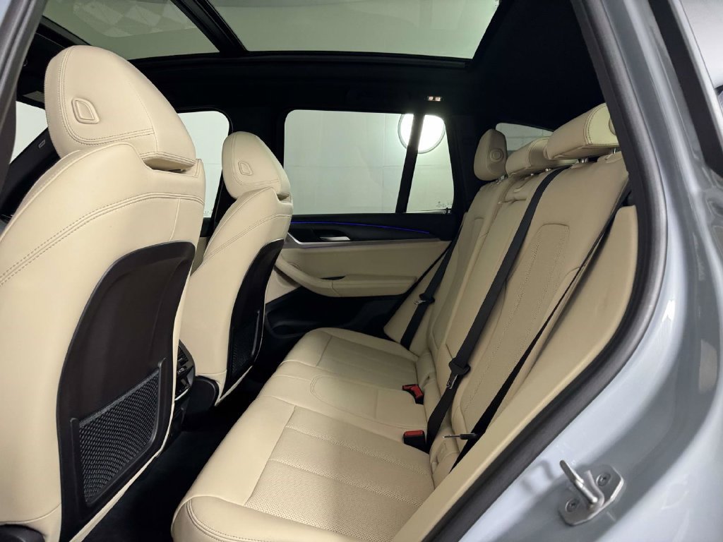 Used 2023 BMW X3 xDrive30i w/ M Sport Package AWD/4WD image 32