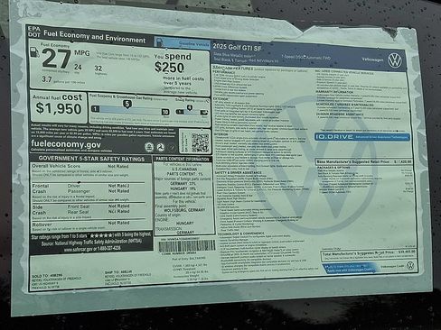 New 2025 Volkswagen GTI SE FWD image 18