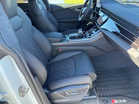 New 2026 Audi SQ8 Prestige image 11