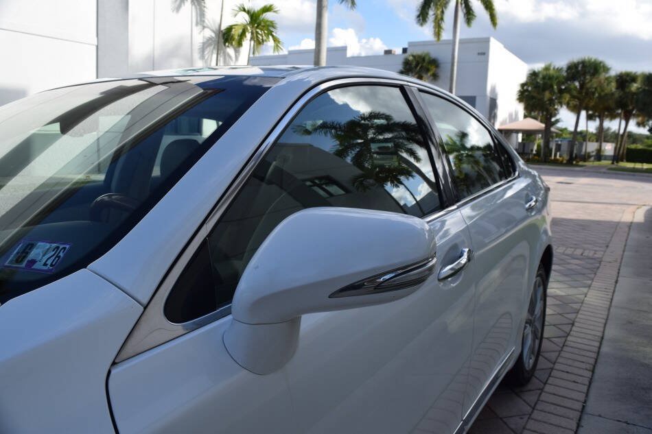 Used 2010 Lexus ES 350 FWD image 32