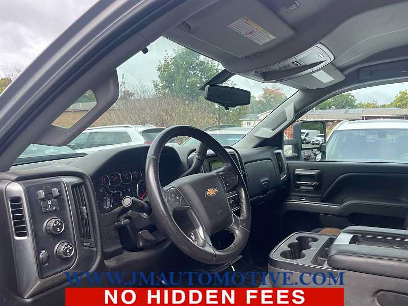 Used 2015 Chevrolet Silverado 2500 LT w/ LT Convenience Package AWD/4WD image 2