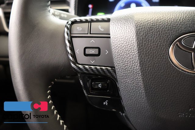Used 2026 Toyota Camry Hybrid w/ Convenience Package AWD/4WD image 18