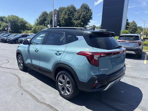 Used 2024 Kia Seltos S AWD/4WD image 3