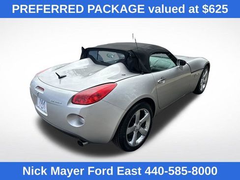 Used 2007 Pontiac Solstice Convertible w/ Premium Package RWD image 8
