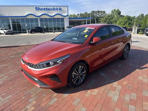 Used 2024 Kia Forte LXS FWD image 1