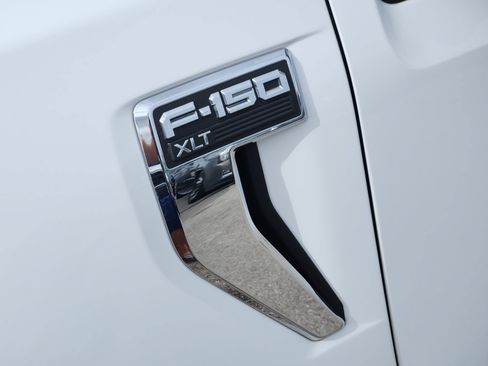 Used 2024 Ford F150 XLT RWD image 12