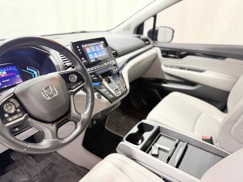 Used 2022 Honda Odyssey Touring image 21