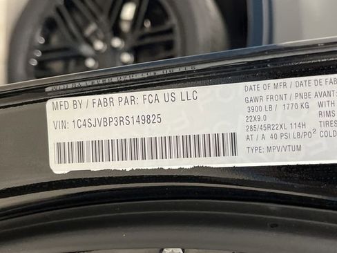 Used 2024 Jeep Wagoneer Series II image 44