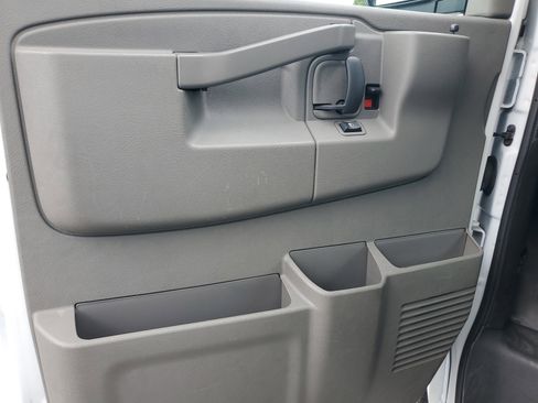 Used 2023 GMC Savana 2500 w/ Driver Convenience Package image 24