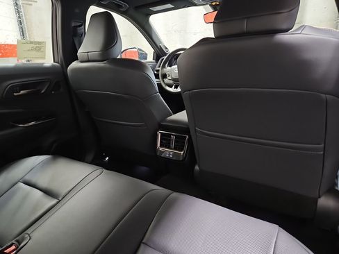 New 2026 Toyota Crown Platinum image 26