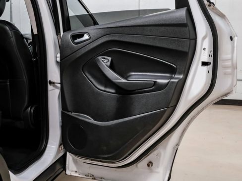 Used 2019 Ford Escape SEL image 51