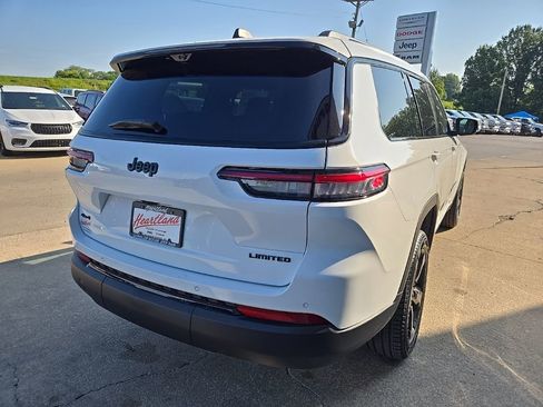 Used 2025 Jeep Grand Cherokee L Limited w/ Luxury Tech Group II AWD/4WD image 10