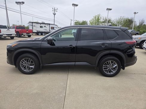 Used 2025 Nissan Rogue S AWD/4WD image 6
