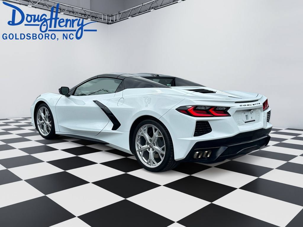 Used 2021 Chevrolet Corvette Stingray Preferred Conv w/ 2LT RWD image 3