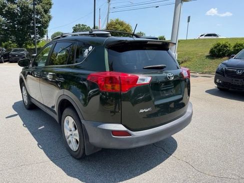 Used 2013 Toyota RAV4 LE FWD image 3