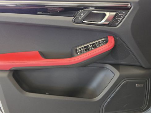 New 2026 Porsche Macan Turbo AWD/4WD image 14