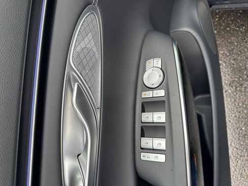 New 2026 Genesis GV70 2.5T AWD/4WD image 18