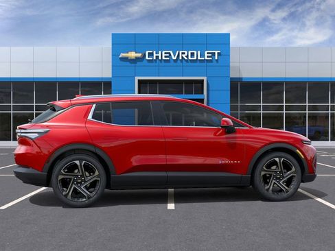 New 2026 Chevrolet Equinox EV LT w/ Convenience Package II image 5