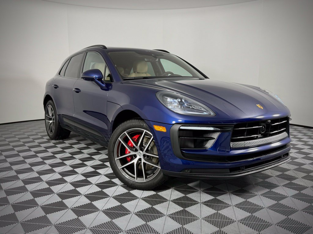 Certified 2026 Porsche Macan S AWD/4WD image 6