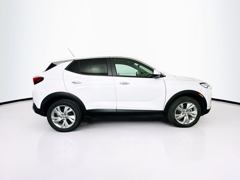 Used 2025 Buick Encore GX Preferred AWD/4WD image 10