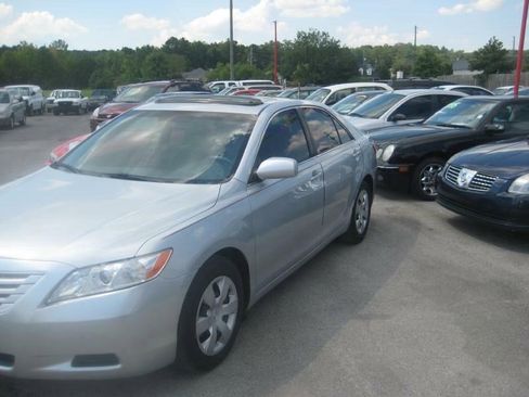 Used 2007 Toyota Camry LE image 8