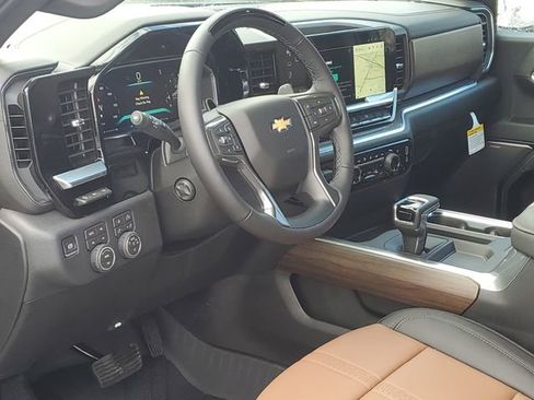 New 2026 Chevrolet Silverado 1500 High Country w/ Technology Package AWD/4WD image 10