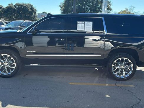 Used 2019 GMC Yukon XL Denali w/ Denali Ultimate Package image 4