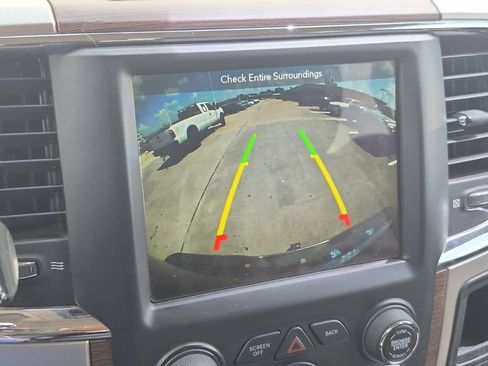 Used 2018 RAM 2500 Laramie AWD/4WD image 19