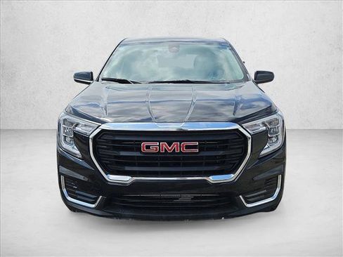 Used 2022 GMC Terrain SLE FWD image 10