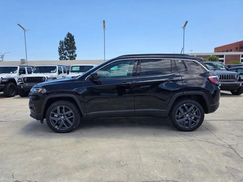 New 2026 Jeep Compass Latitude AWD/4WD image 5