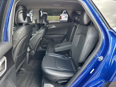 Used 2024 Kia Sportage EX image 21