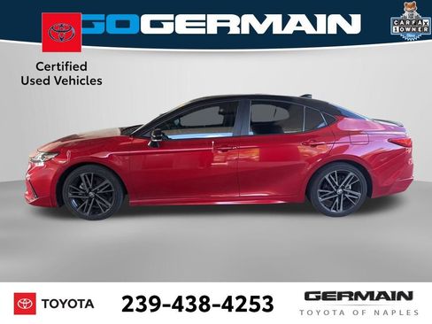Used 2025 Toyota Camry XSE FWD image 3