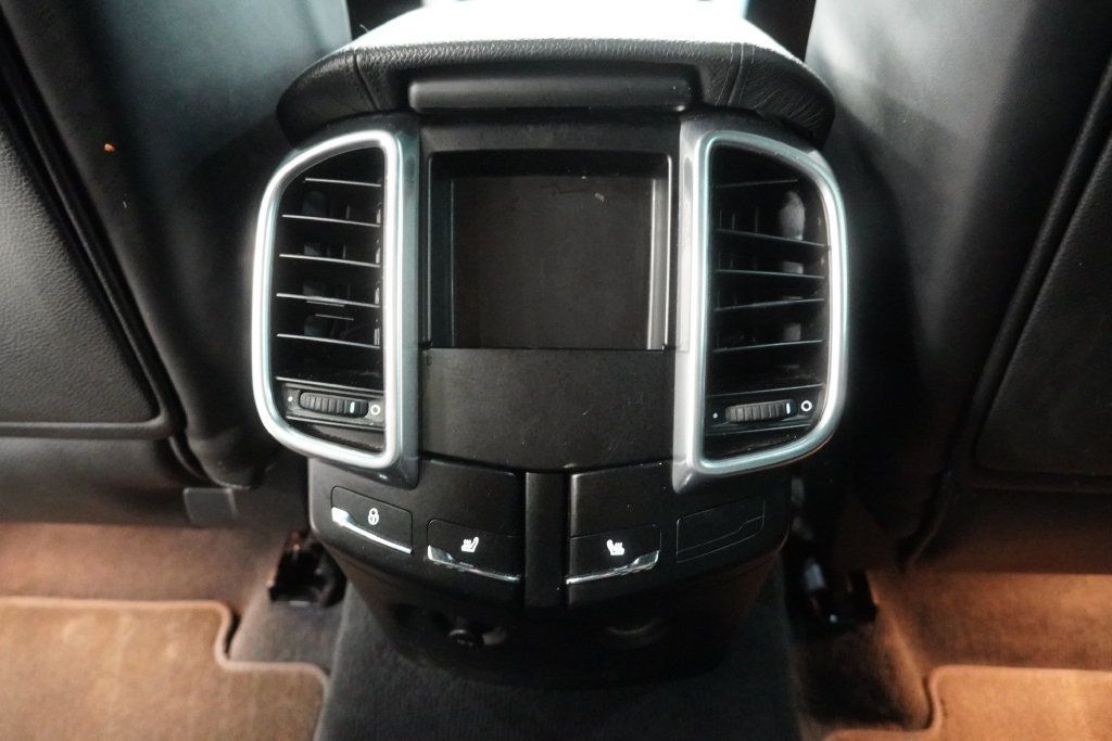 Used 2012 Porsche Cayenne AWD/4WD image 29
