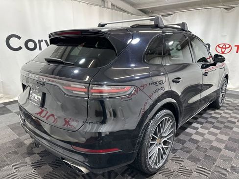 Used 2019 Porsche Cayenne Turbo image 7